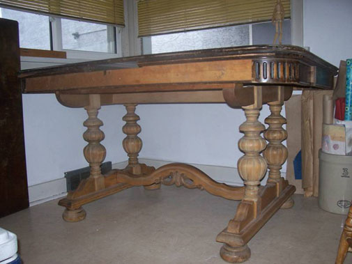 Image: Table